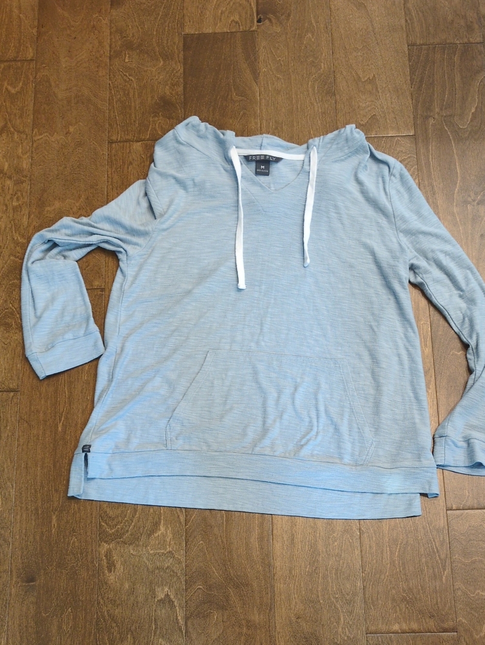 Freefly Light Blue Hooded Pullover Sweatshirt Size medium